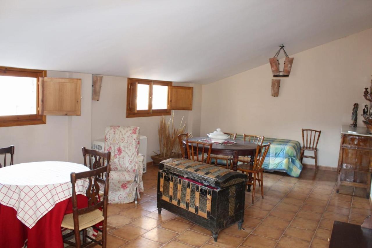 Casa Rural Puerta De La Iglesia Elche de la Sierra Esterno foto